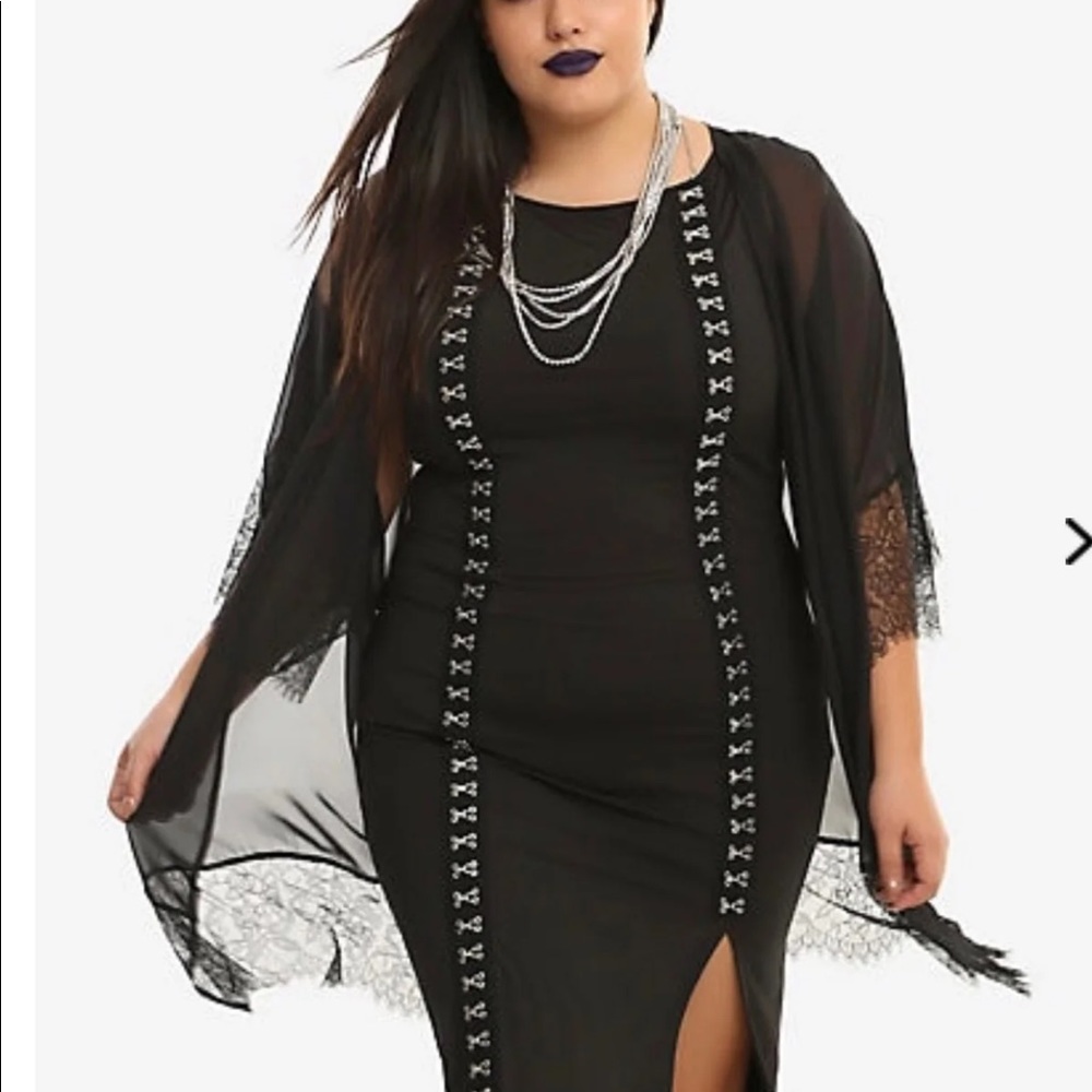 Hot topic black chiffon kimono size 3X